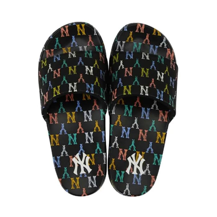 Dép MLB New Mound Monogram New York Yankees All Black - phong cách