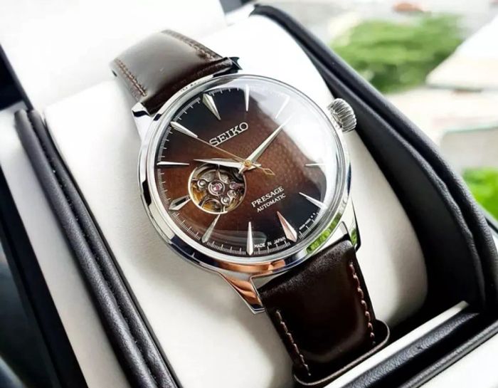 Đồng hồ nữ Seiko SSA783J1