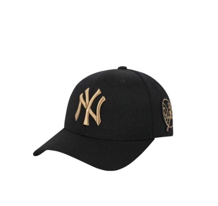 cách đội mũ lưỡi trai đẹp cho nữ với Mũ lưỡi trai MLB NY Yankees Circle Curved Cap