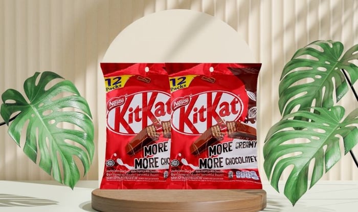 Bánh xốp phủ socola KitKat đóng gói 12 thanh, tổng trọng lượng 204g (phù hợp từ 3 tuổi)