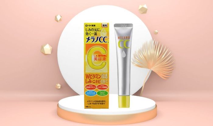 Serum Rohto vitamin C Melanno CC