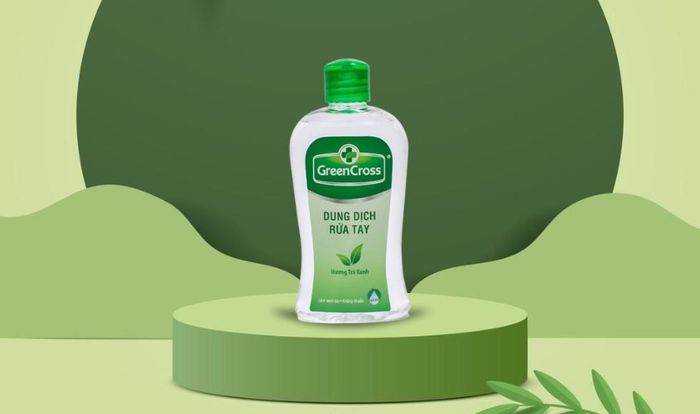 Nước rửa tay khô Green Cross với hương vị trà xanh chai 250 ml