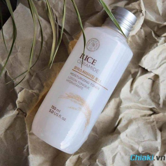 Toner gạo The Face Shop Rice Ceramide Moisturizing se khít lỗ chân lông