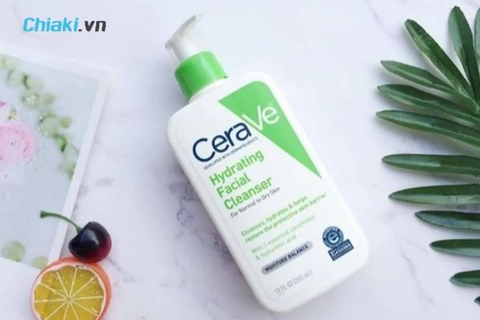 Sản phẩm sữa rửa mặt dành cho da khô nhạy cảm CeraVe