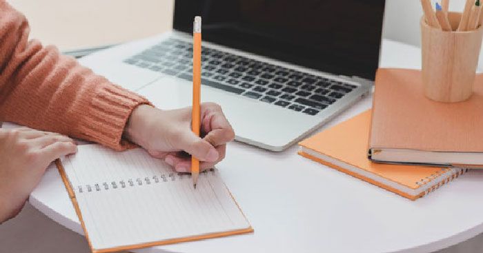 Phương tiện di chuyển của người dân tộc thiểu số hiện nay.