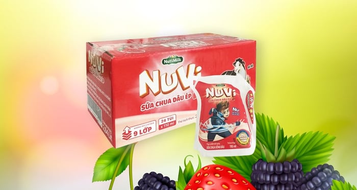 Dải 24 gói sữa chua uống tiệt trùng NutiFood NuVi Power vị dâu 110 ml