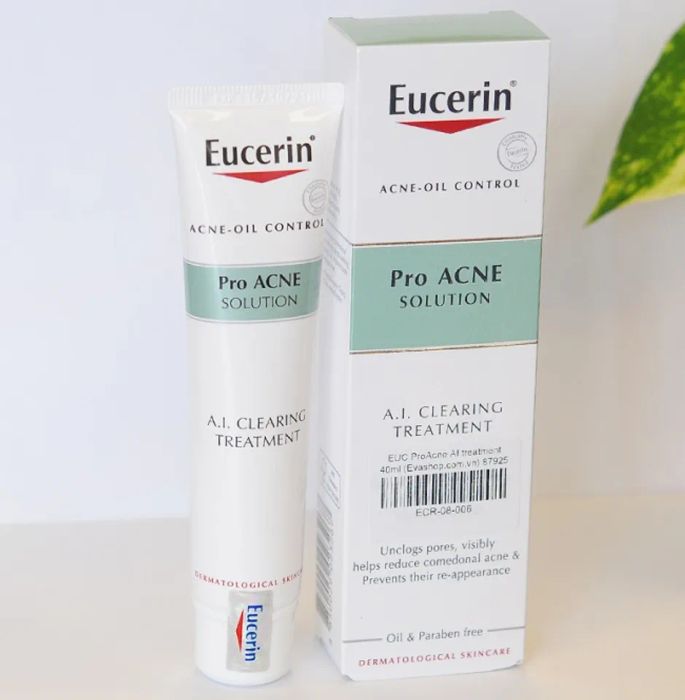 Đánh giá kem chấm mụn viêm Eucerin từ người sử dụng