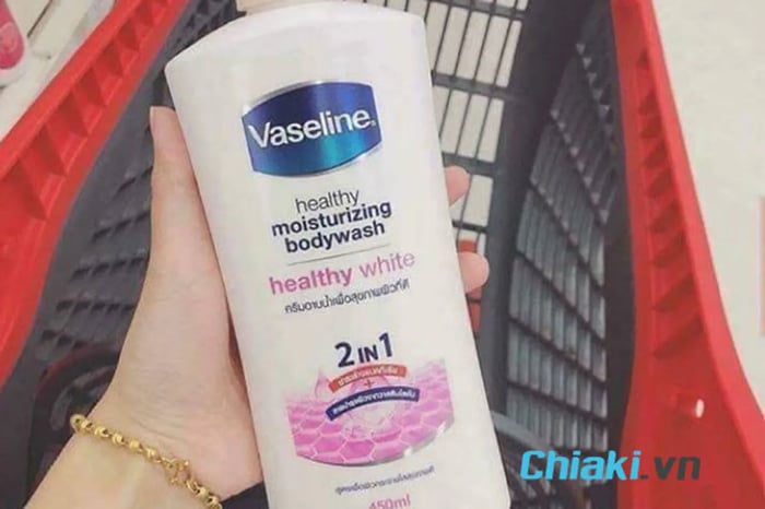 Sữa tắm trắng da Vaseline dưỡng ẩm