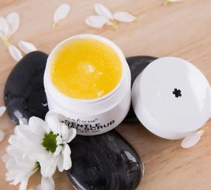 Tẩy Da Chết Sakura Gentle Facial Scrub hàng đầu