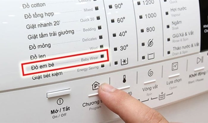 Sử dụng chế độ giặt đồ cho bé sơ sinh khi giặt quần áo