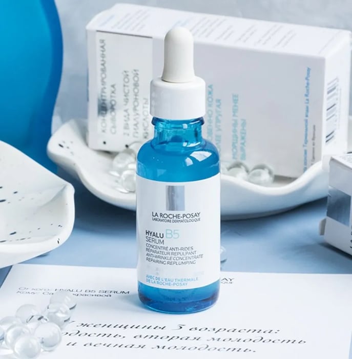 Serum tái tạo phục hồi da La Roche Posay