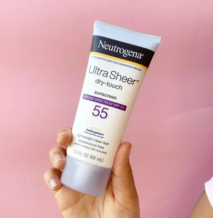 Kem chống nắng Mỹ Neutrogena Ultra Sheer Dry Touch SPF 55