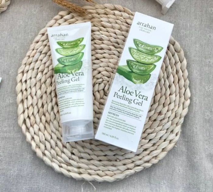 Dung dịch Tẩy tế bào chết nha đam Arrahan Whitening Peeling Gel