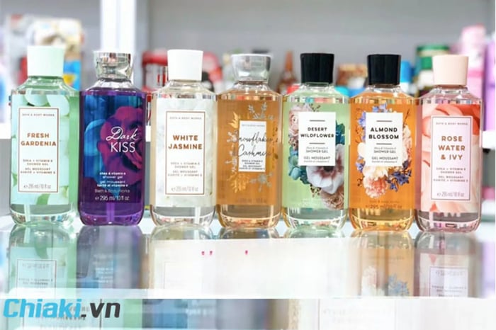 Sản phẩm sữa tắm trắng da thơm lâu Bath & Body Works