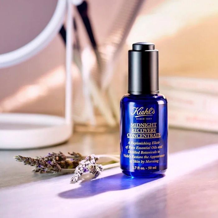 Serum tái tạo da Kiehl's Midnight cho người trên 50 tuổi