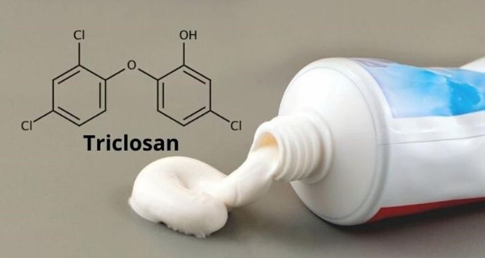 Triclosan bảo vệ nướu khỏi tổn thương