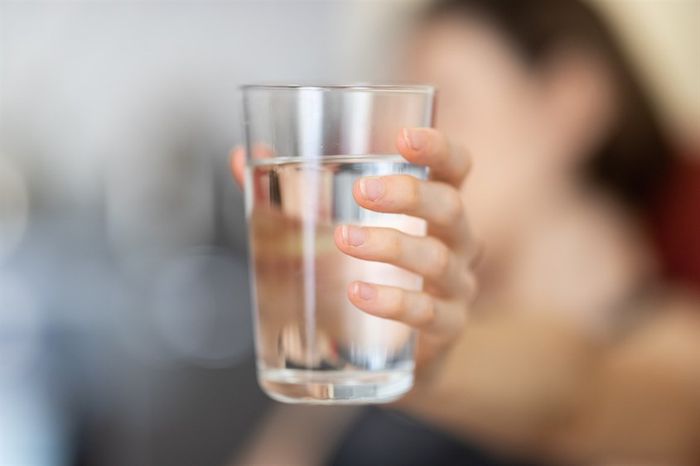 Nước lọc là sự lựa chọn tốt nhất cho mọi người. (Nguồn: Unsplash, tác giả: Engin Akyurt)