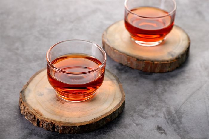 Trà chứa nhiều caffeine. (Nguồn: Unsplash, tác giả: Akhilesh Sharma)