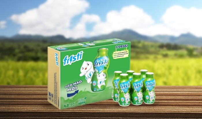 Thùng 48 chai sữa chua tiệt trùng Fristi vị táo 80 ml (từ 1 tuổi)