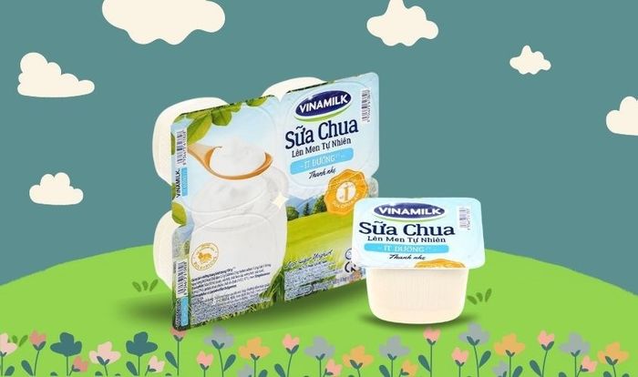 Hộp sữa chua ít đường Vinamilk 100g (dành cho trẻ từ 1 tuổi) - Lốc 4 hộp