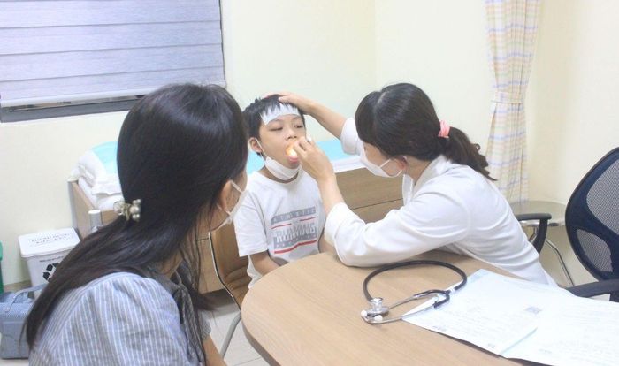 Bác sĩ Nguyễn Thị Thanh Vân là một chuyên gia y tế nhi được nhiều phụ huynh ở Tây Ninh biết đến.