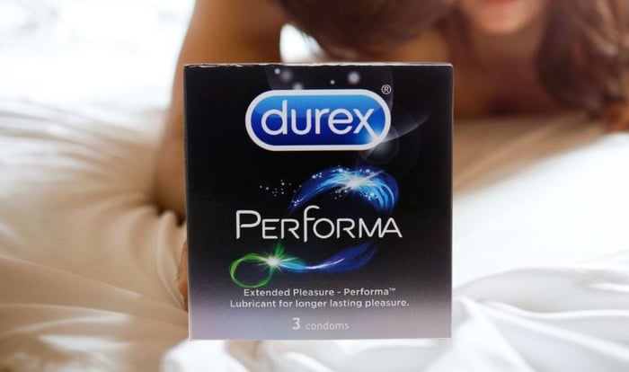 3 chiếc bao cao su Durex Performa 52 mm