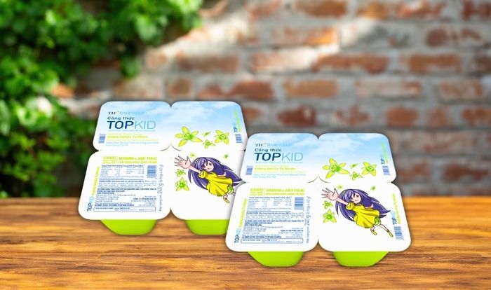 Hộp sữa chua thanh trùng TH true YOGURT Top Kid vị vani 60g (dành cho trẻ từ 1 tuổi) - Lốc 4 hộp