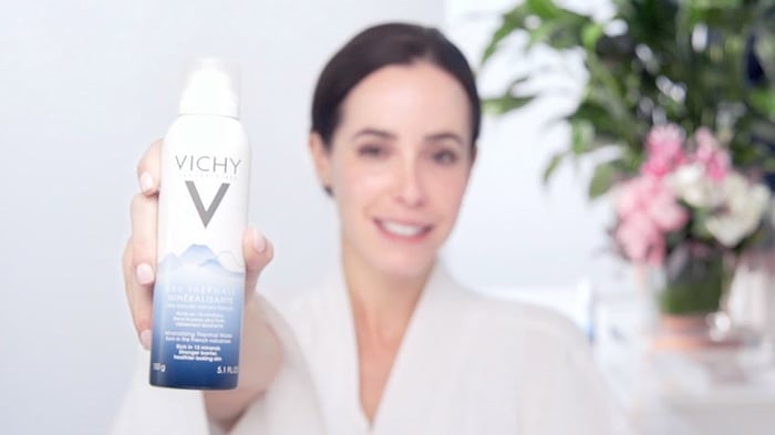 Xịt khoáng Vichy Eau Thermale Mineralizing Thermal Water là một trong những sản phẩm an toàn và lành tính cho bà bầu