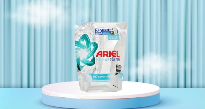 Nước giặt Ariel Dịu Nhẹ 3.1 lít