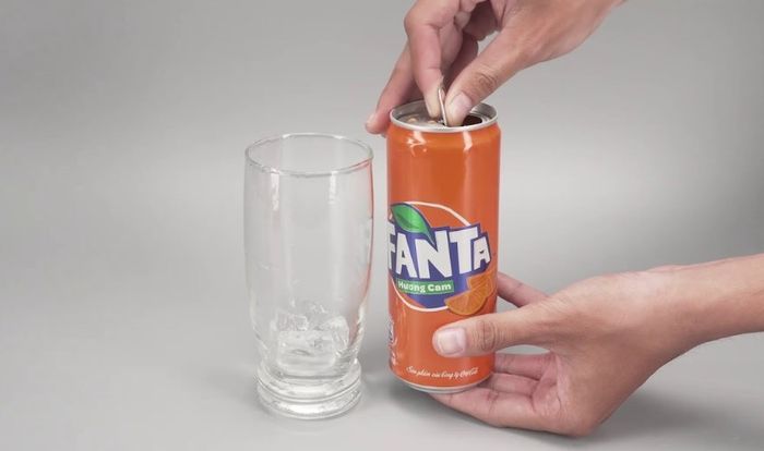 Nước giải khát Fanta vị cam 320 ml