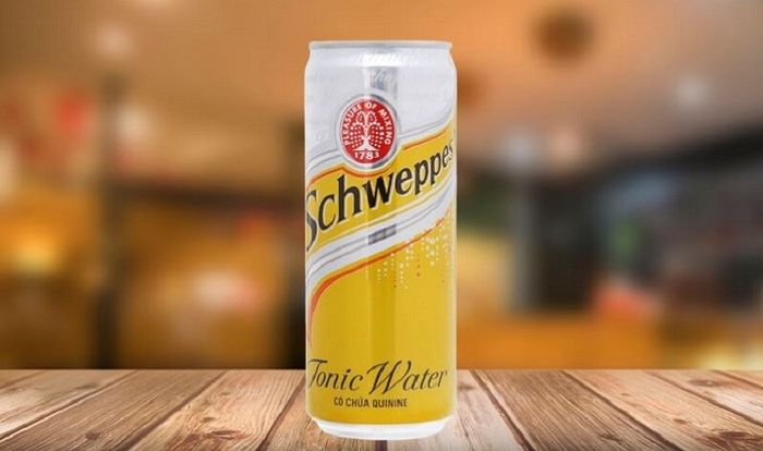 Nước ngọt có ga Schweppes