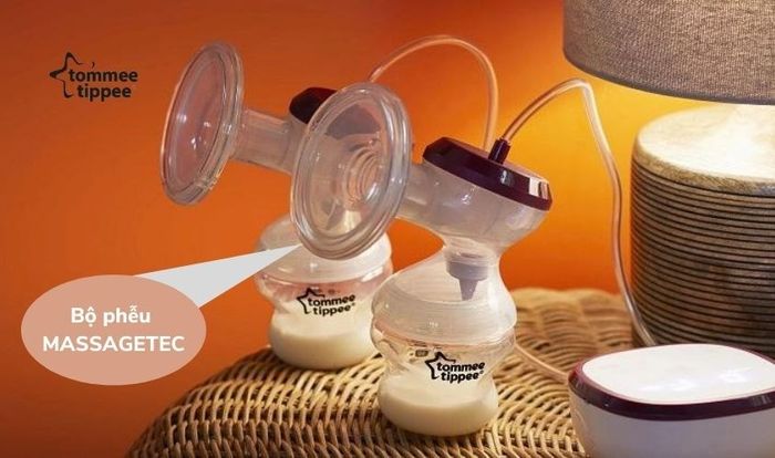 Tommee Tippee sử dụng công nghệ bộ phễu MASSAGETEC