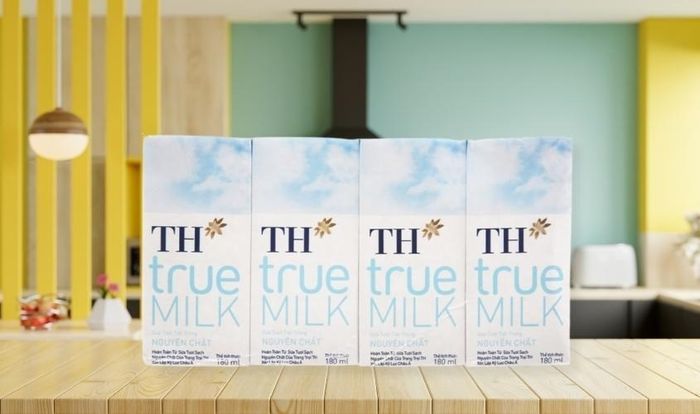 Hộp 48 hộp sữa tươi TH true MILK không đường 180 ml