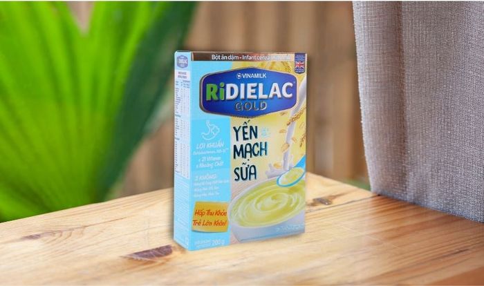 Bột ăn dặm Vinamilk RiDielac Gold yến mạch, sữa hộp 200g (6 - 24 tháng)