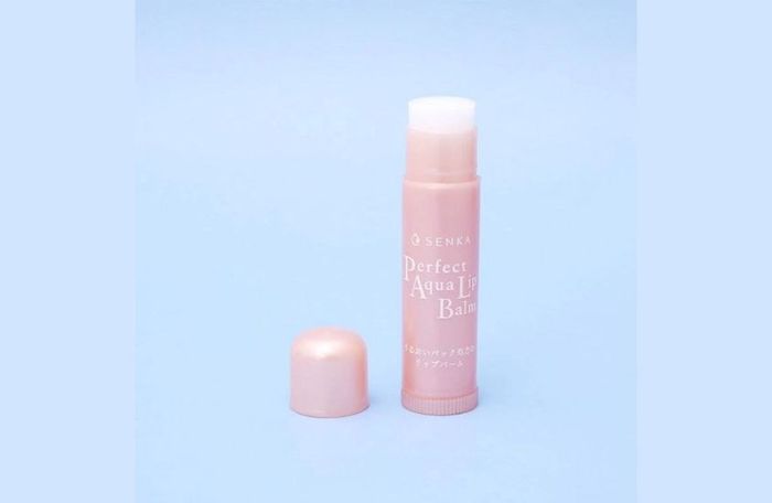 Son dưỡng cấp ẩm không màu Senka Perfect Aqua Lip Balm 4.5g