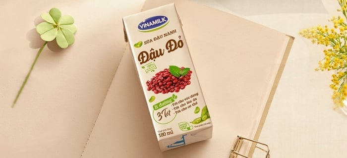 Dải 48 hộp sữa đậu nành đậu đỏ Vinamilk 180 ml