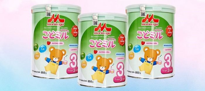 Sữa bột Morinaga Kodomil số 3 vị dâu 850g