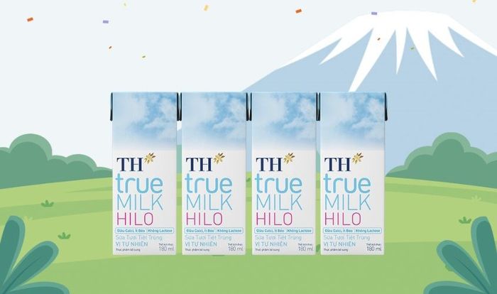 Lốc 4 hộp sữa tươi tiệt trùng TH true MILK Hilo không đường 180 ml (dành cho trẻ từ 1 tuổi)