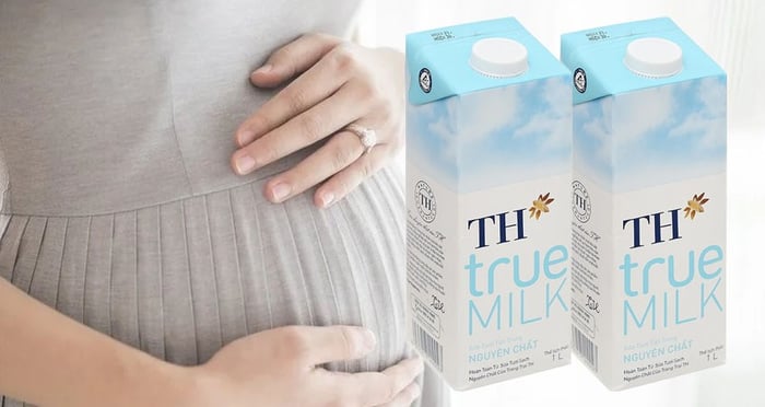 Hộp 12 lít sữa tươi TH true MILK không đường