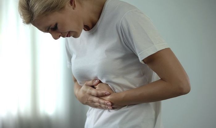 Không nên sử dụng mật ong cho những người mắc rối loạn tiêu hóa