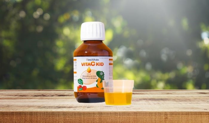 Siro Healthza VitaC Kid giúp tăng cường sức đề kháng cho trẻ từ 2 tuổi 90 ml