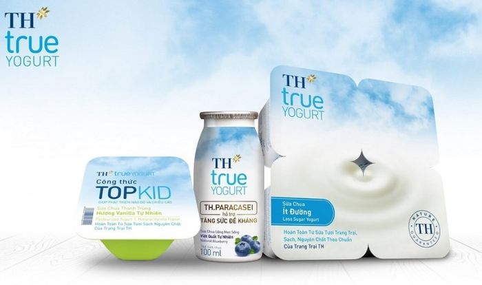 Bộ 4 hủ sữa chua ít đường TH true YOGURT 100g (phù hợp từ 1 tuổi trở lên)