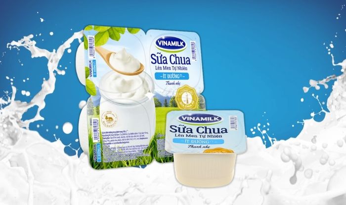 Bộ 4 hủ sữa chua ít đường Vinamilk 100g (phù hợp từ 1 tuổi trở lên)