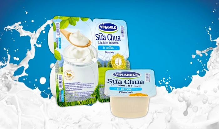 Bộ 4 hộp sữa chua ít đường Vinamilk 100g (dành cho trẻ từ 1 tuổi)