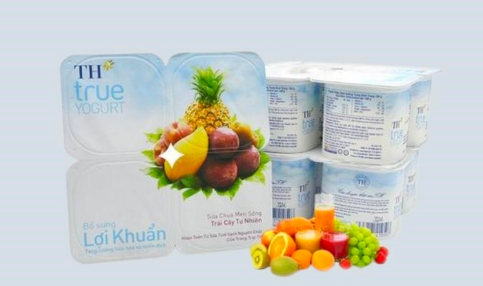 Bộ 4 hộp sữa chua trái cây TH true YOGURT vị trái cây 100g (dành cho trẻ từ 1 tuổi)