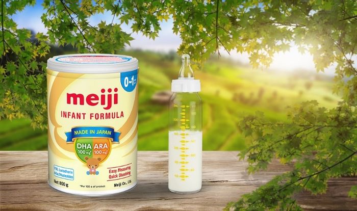 Sữa bột Meiji Infant Formula 800g (0 - 12 tháng)