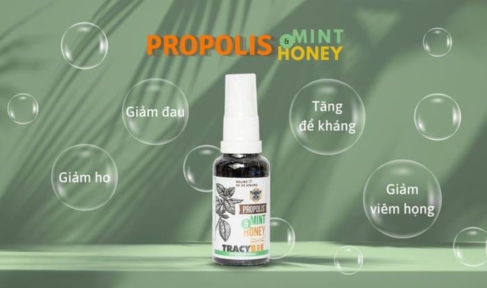 Lọ xịt keo ong bạc hà TracyBee Propolis Mint & Honey giảm viêm, đau họng 30 ml