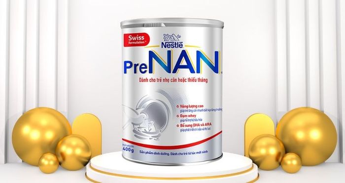 Sữa bột PreNAN 400g (dành cho trẻ sơ sinh nhẹ cân, thiếu tháng)