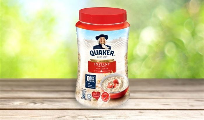 Yến mạch nguyên chất cán dẹt Quaker 600g (dành cho trẻ từ 1 tuổi) 