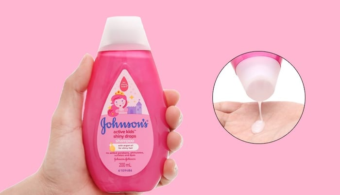 Dầu gội cho bé Johnson's Baby Active Kids hương thơm mát 200 ml có thiết kế nắp bật